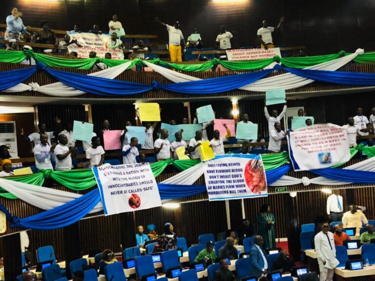 Big split over proposed abortion law 